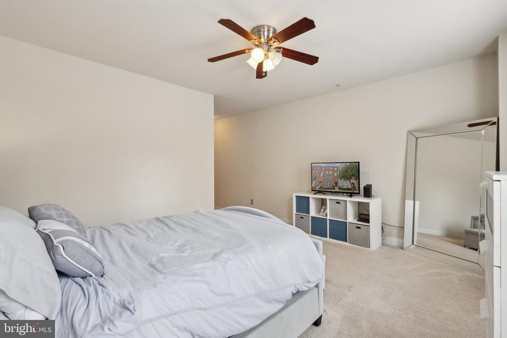 15211 LANCASHIRE DRIVE 364