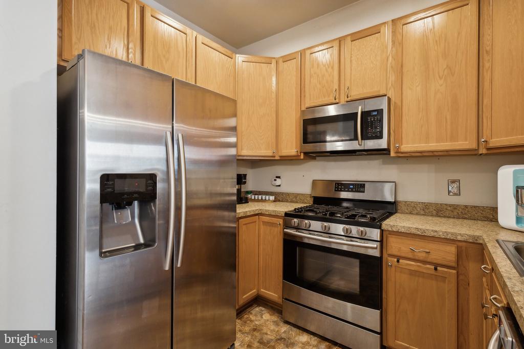 15211 LANCASHIRE DRIVE 364