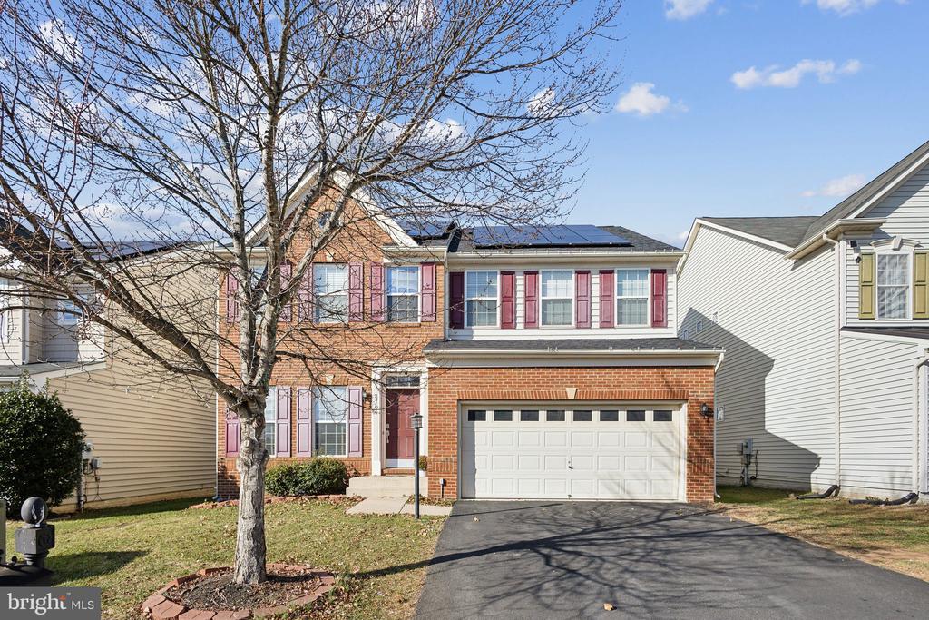 8704 HAREFIELD LANE