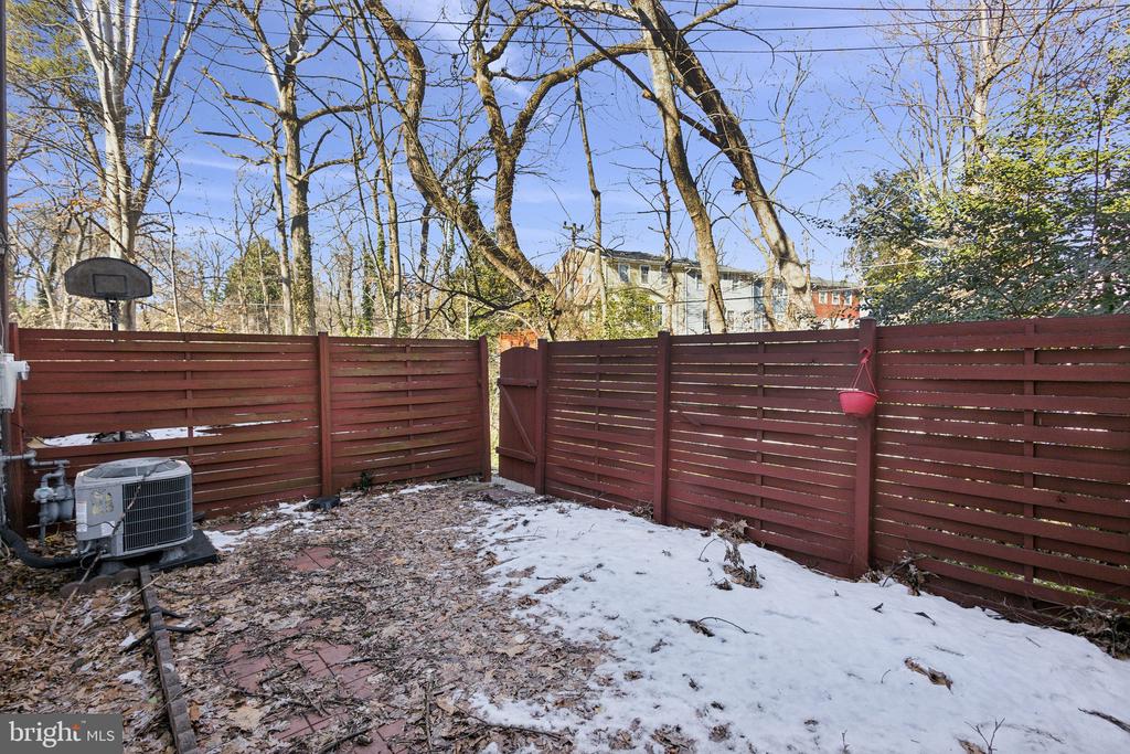 1410 MILBANK ROAD