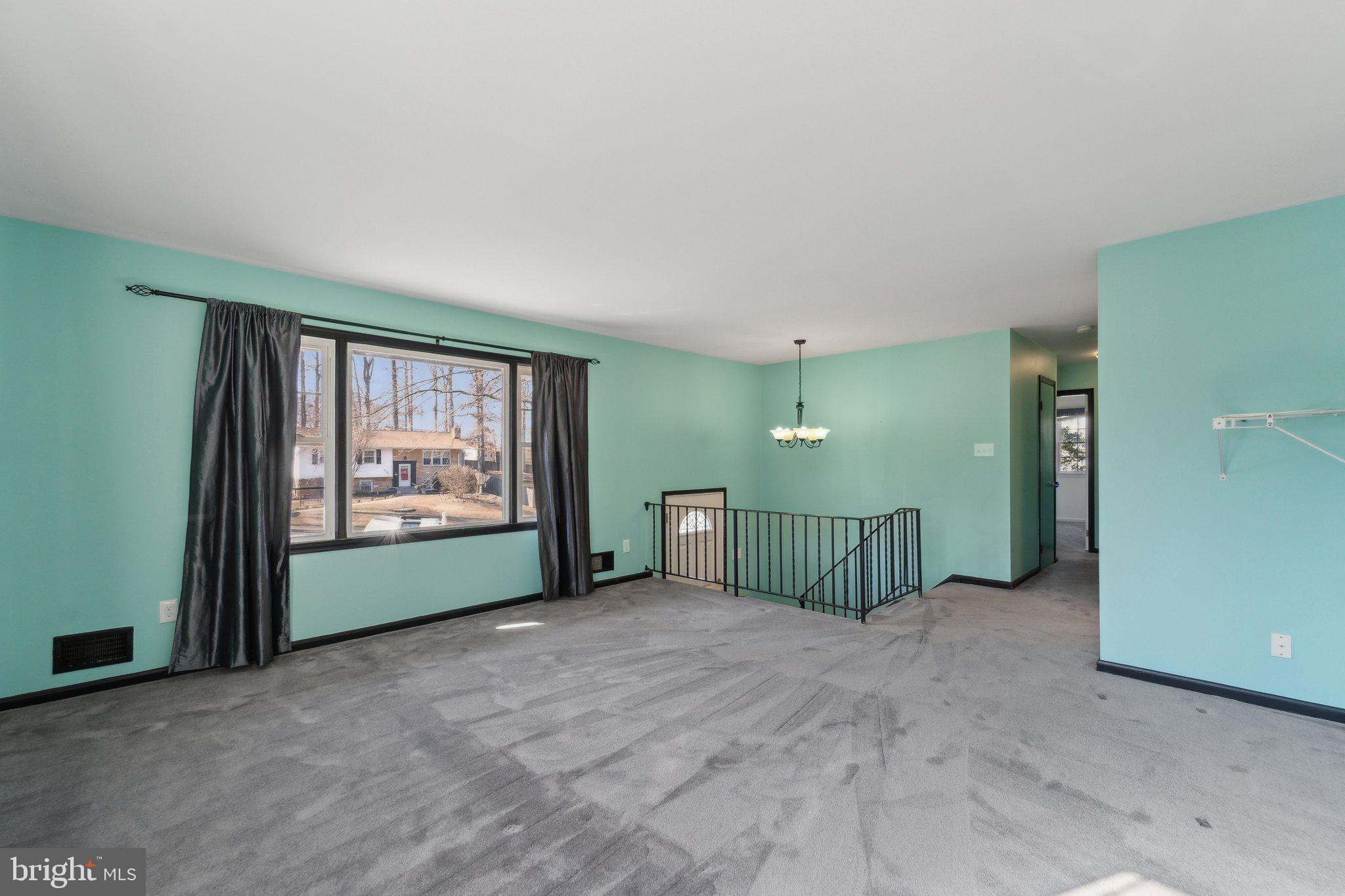 2510 PEMBROKE COURT
