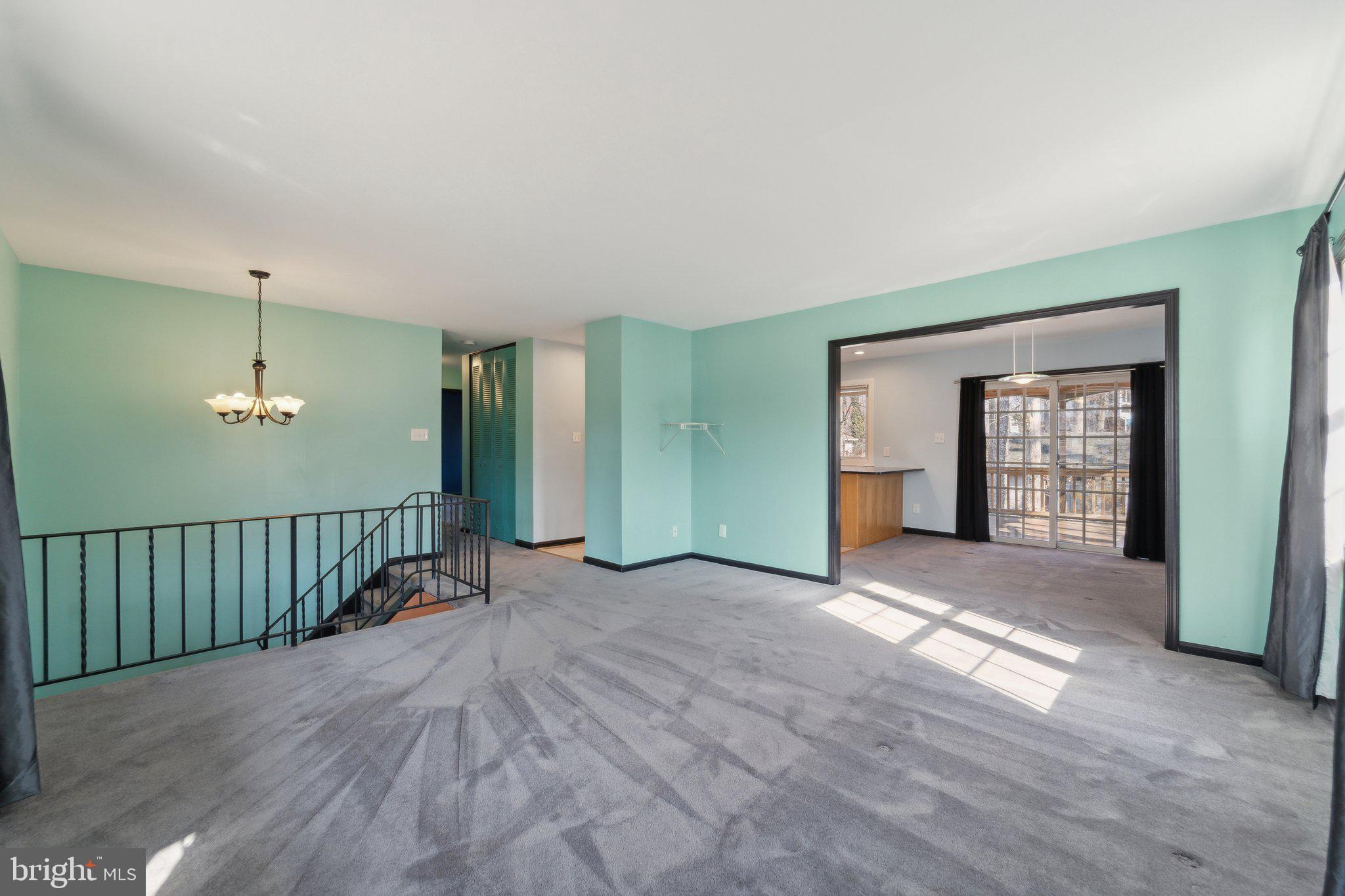 2510 PEMBROKE COURT