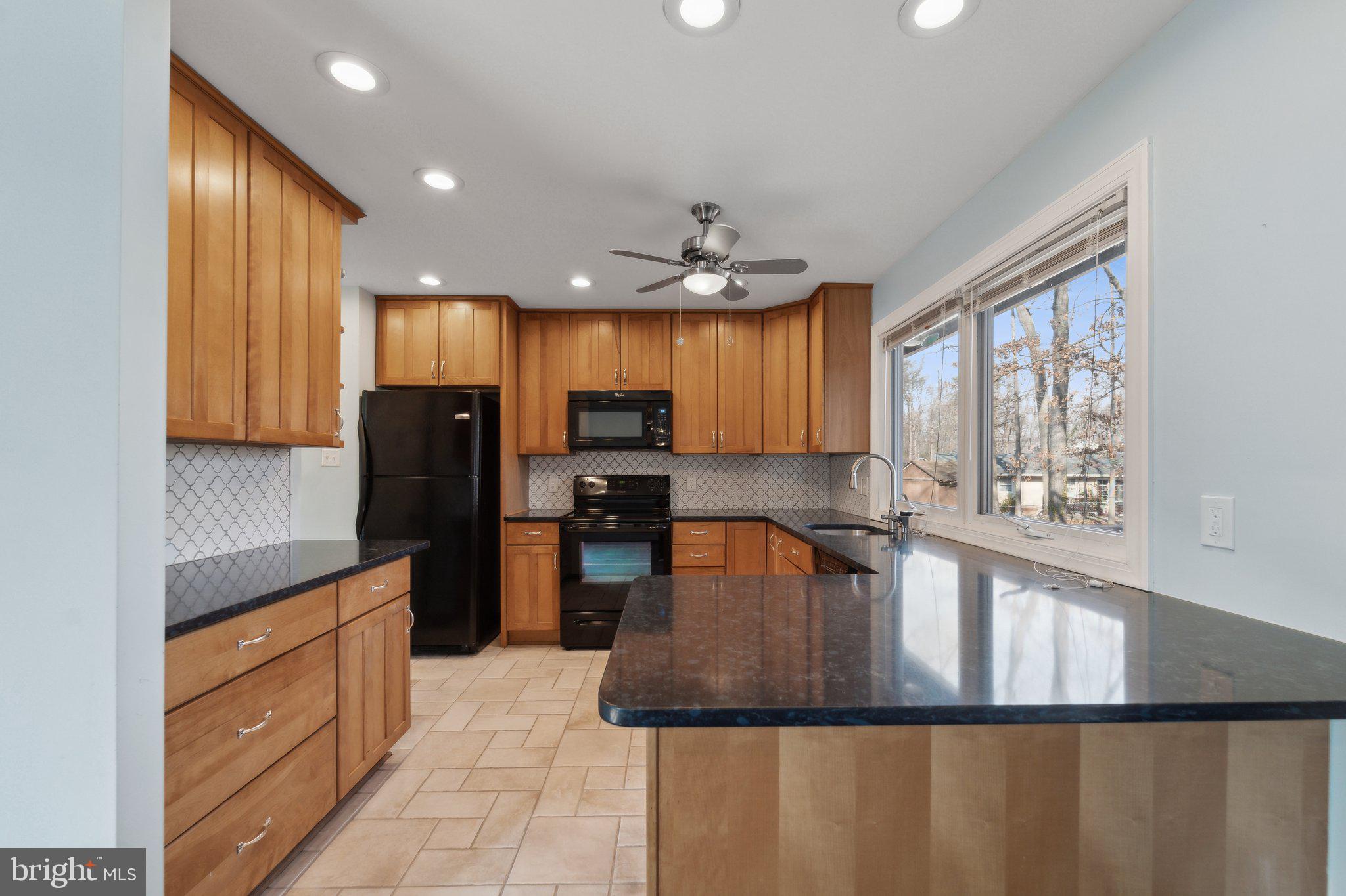 2510 PEMBROKE COURT