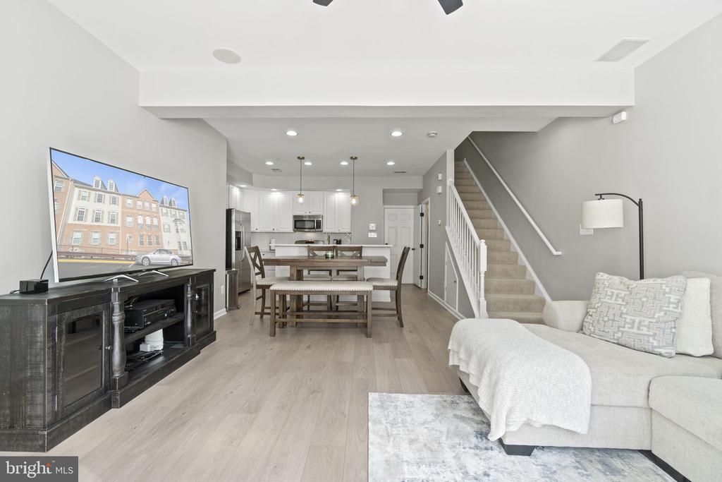 2368 MERSEYSIDE DRIVE