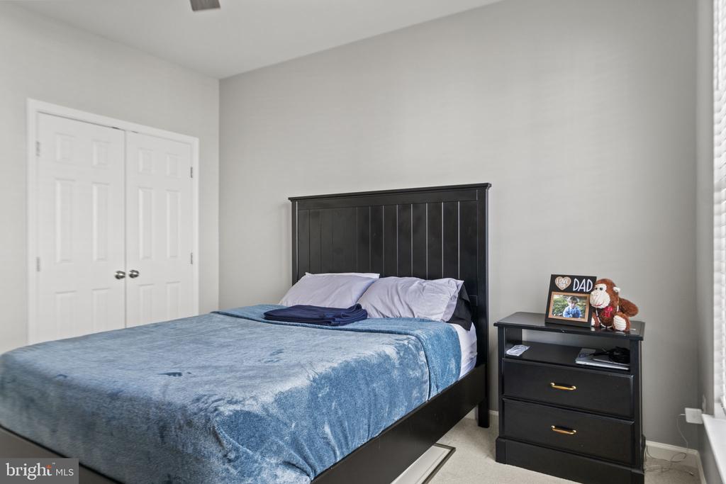 2368 MERSEYSIDE DRIVE