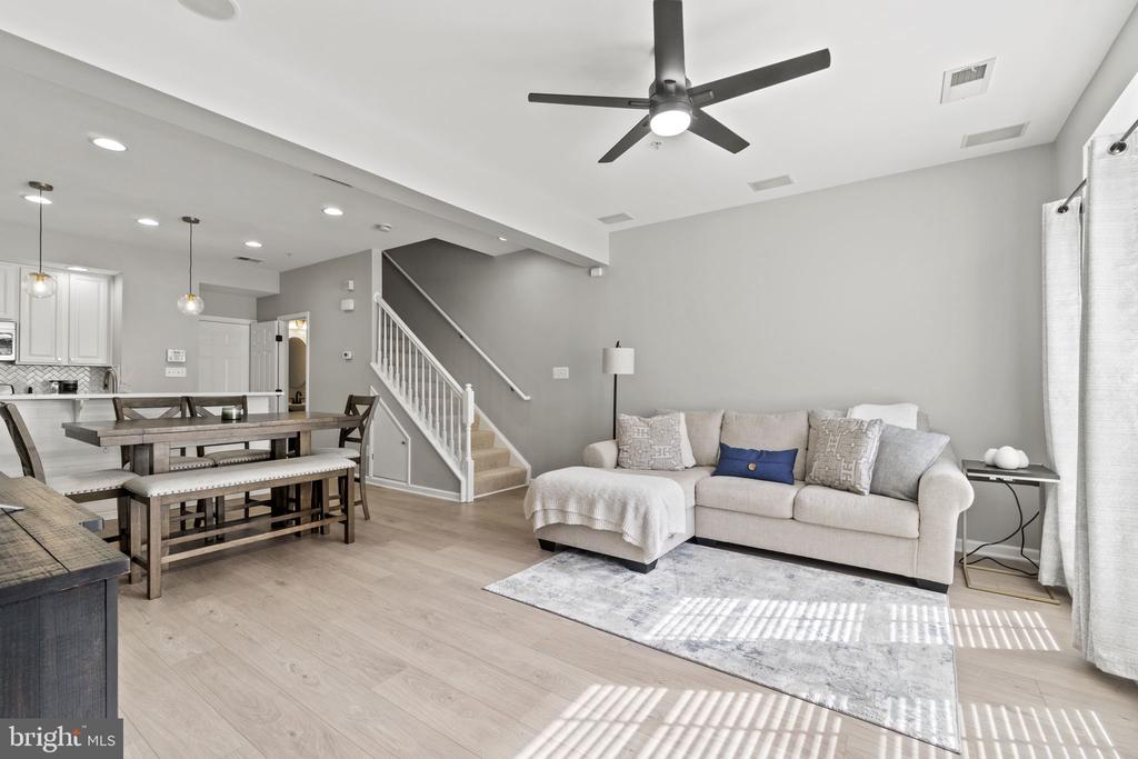 2368 MERSEYSIDE DRIVE