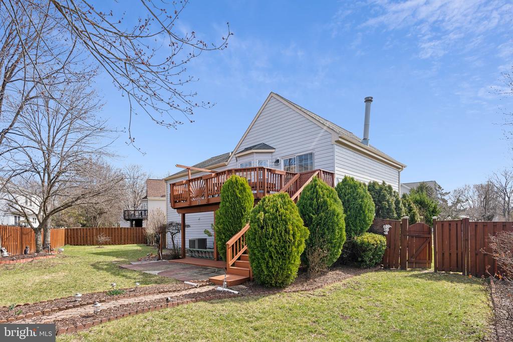 3496 LACROSSE COURT
