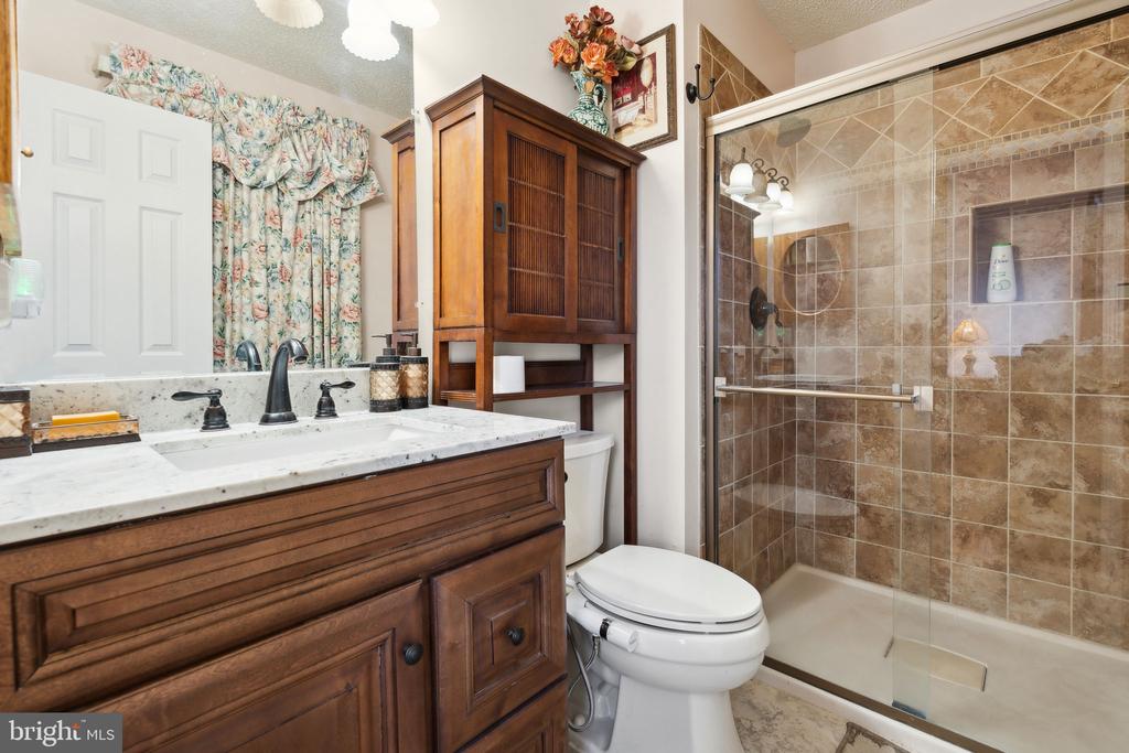3496 LACROSSE COURT
