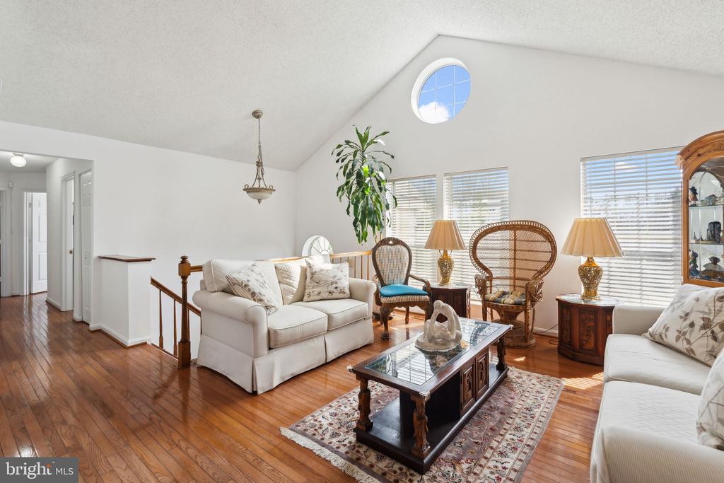 3496 LACROSSE COURT