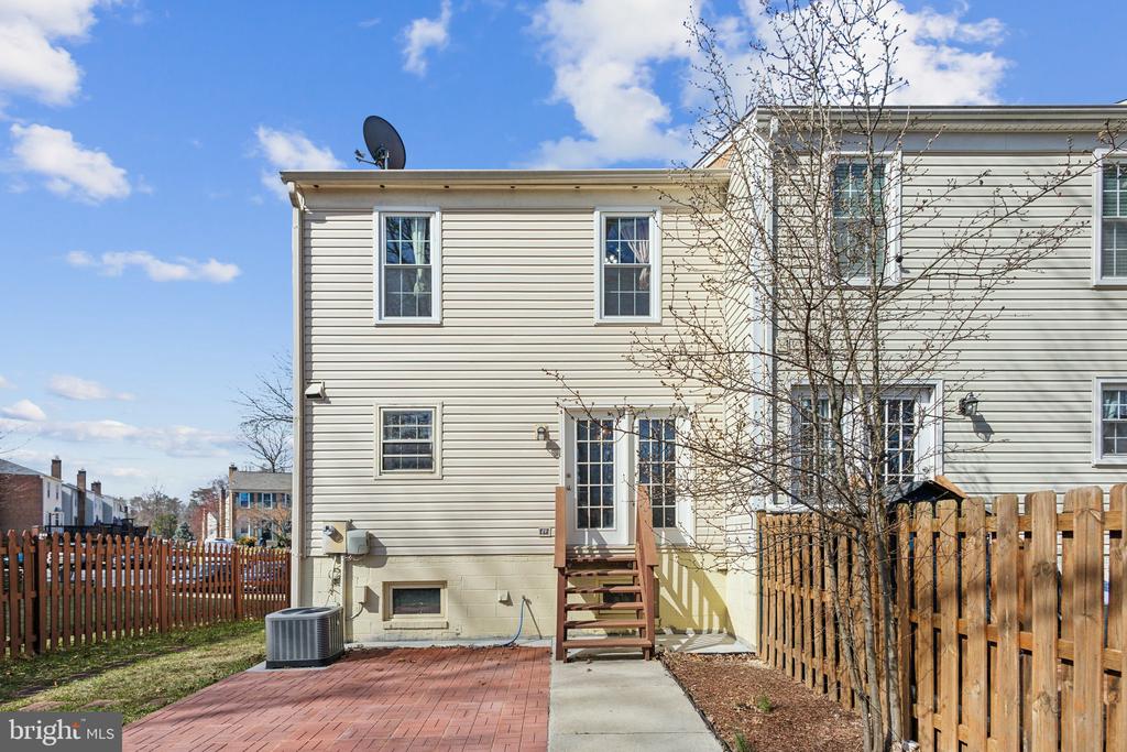 3824 OGILVIE COURT