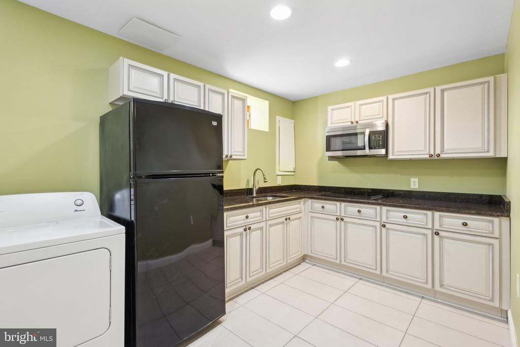 3824 OGILVIE COURT