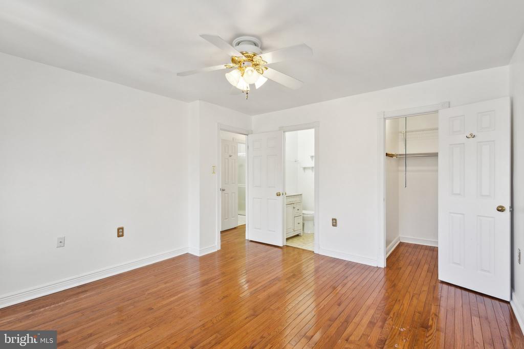 3824 OGILVIE COURT