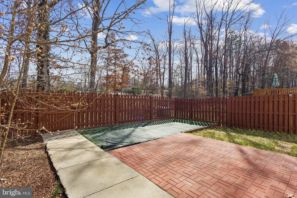 3824 OGILVIE COURT