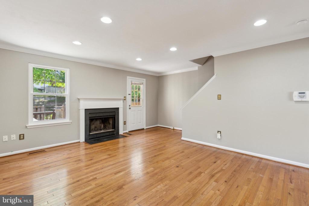 15158 WENTWOOD LANE