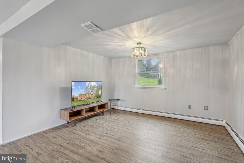 4726 KELLOGG DRIVE