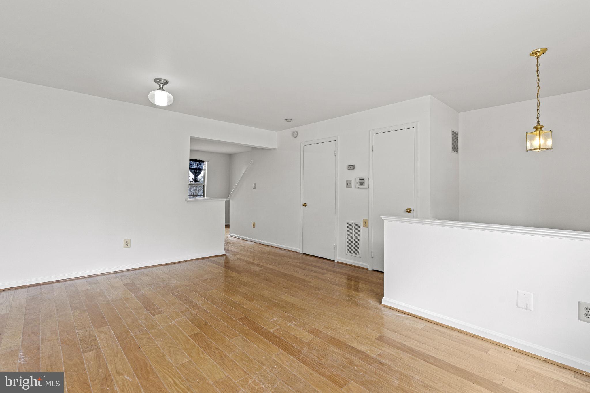 1963 WINSLOW COURT