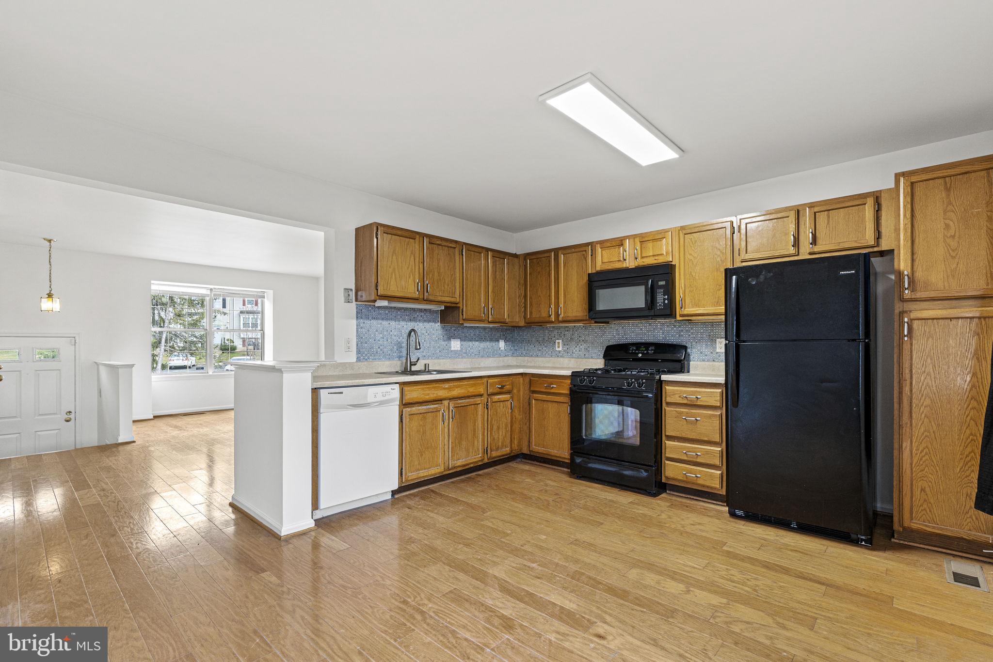 1963 WINSLOW COURT