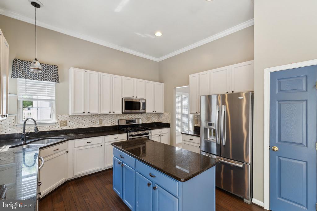 10117 BANCHORY PLACE