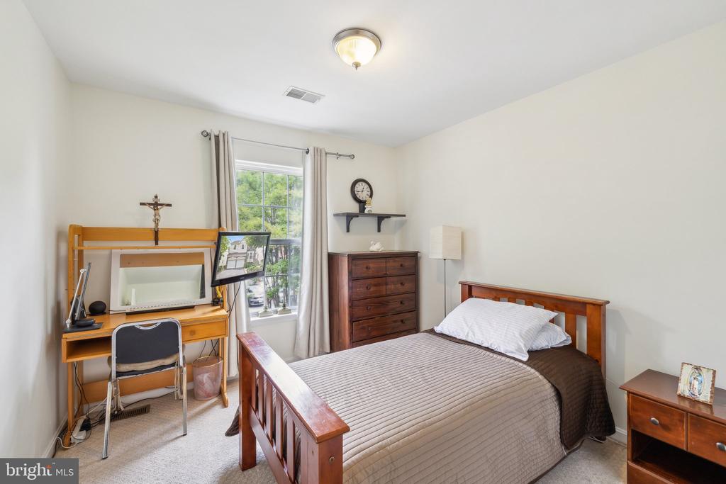 4843 MONTEGA DRIVE