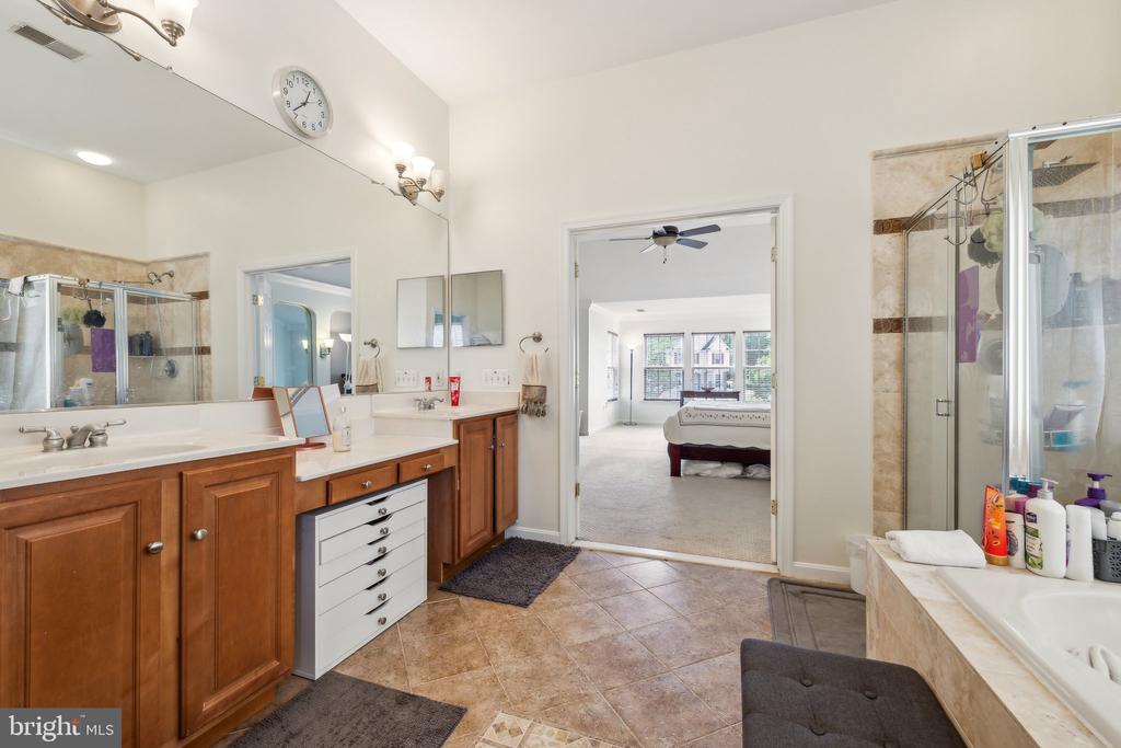 4843 MONTEGA DRIVE