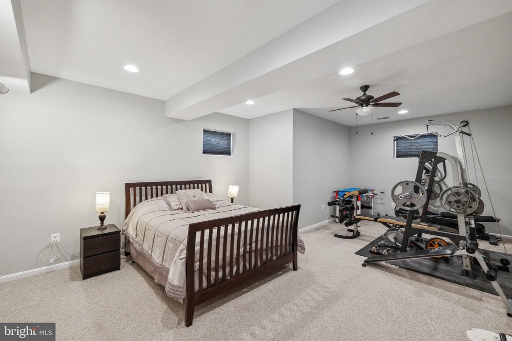 4843 MONTEGA DRIVE