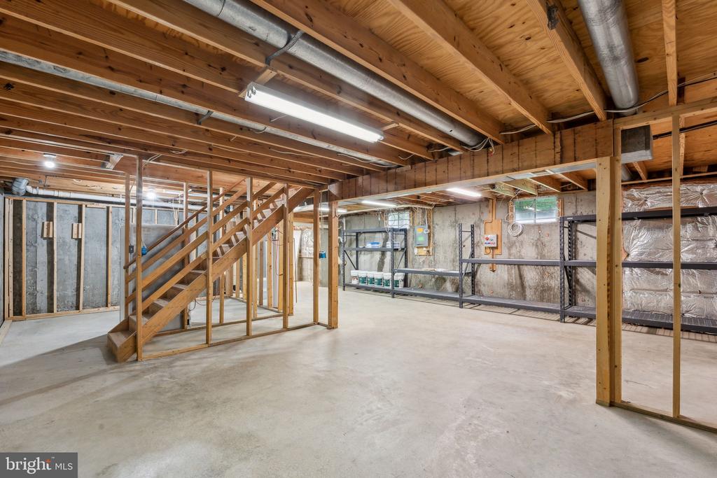 12150 BRECKINRIDGE LANE