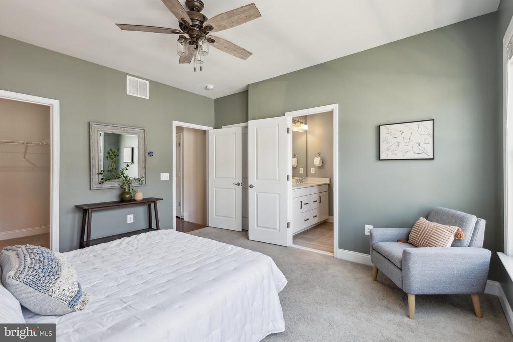 1909 GREENBRIAR HALL ROAD