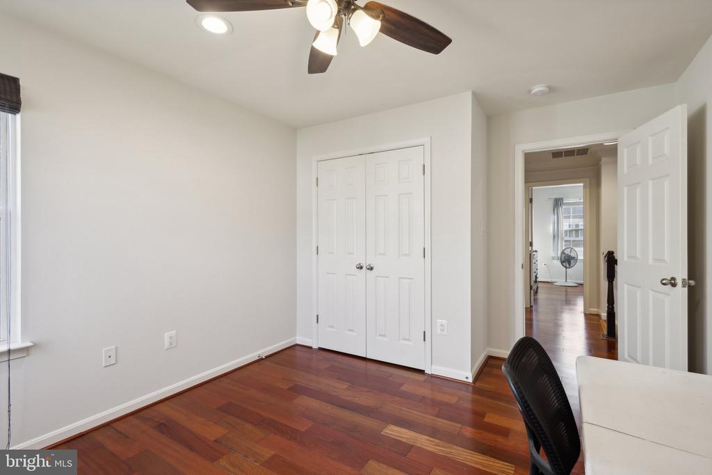 8704 HAREFIELD LANE