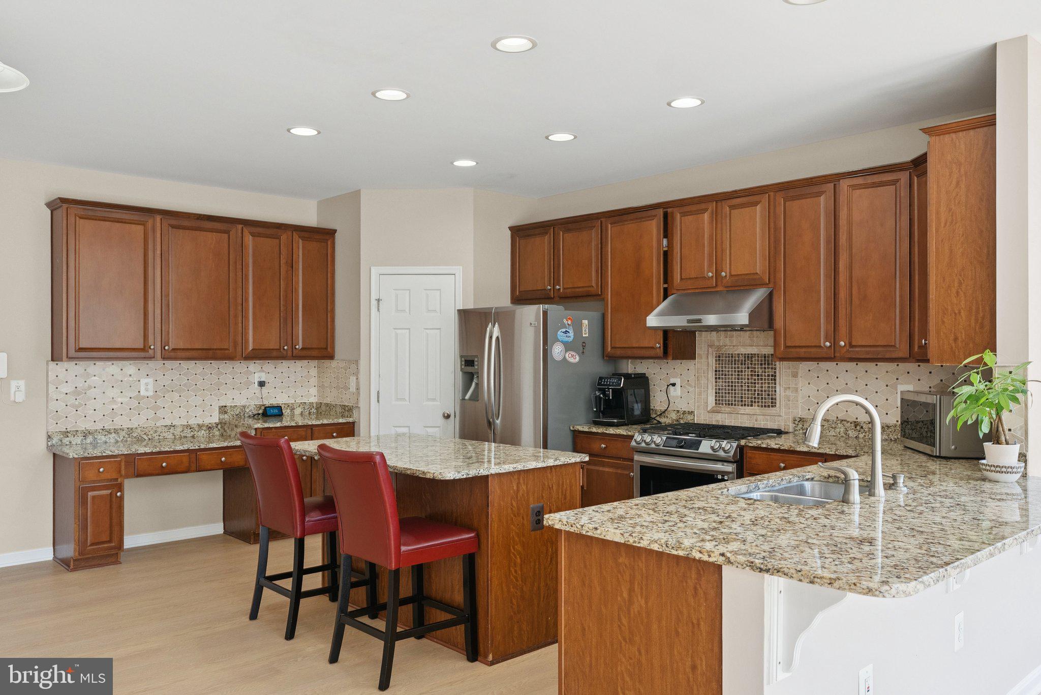 5402 LOGGERHEAD PLACE