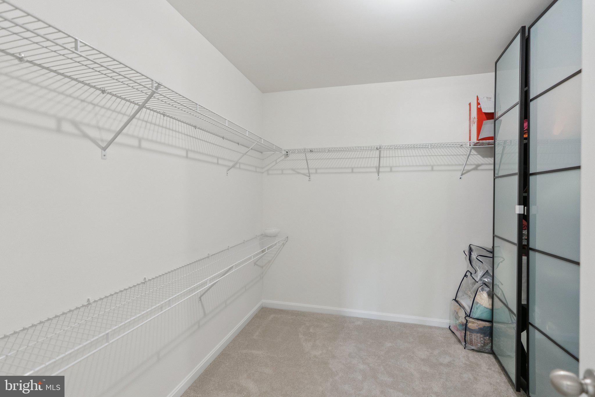 5402 LOGGERHEAD PLACE