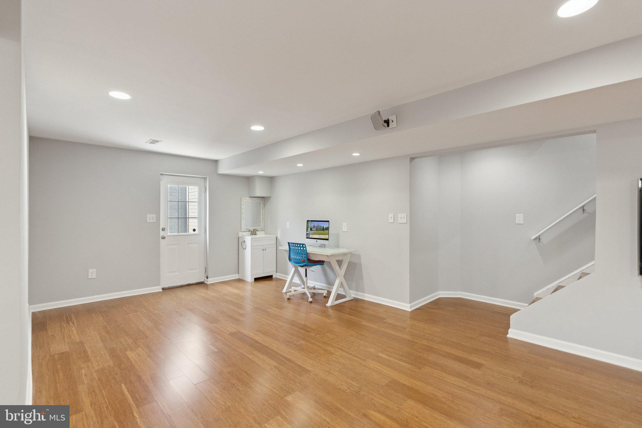 5402 LOGGERHEAD PLACE