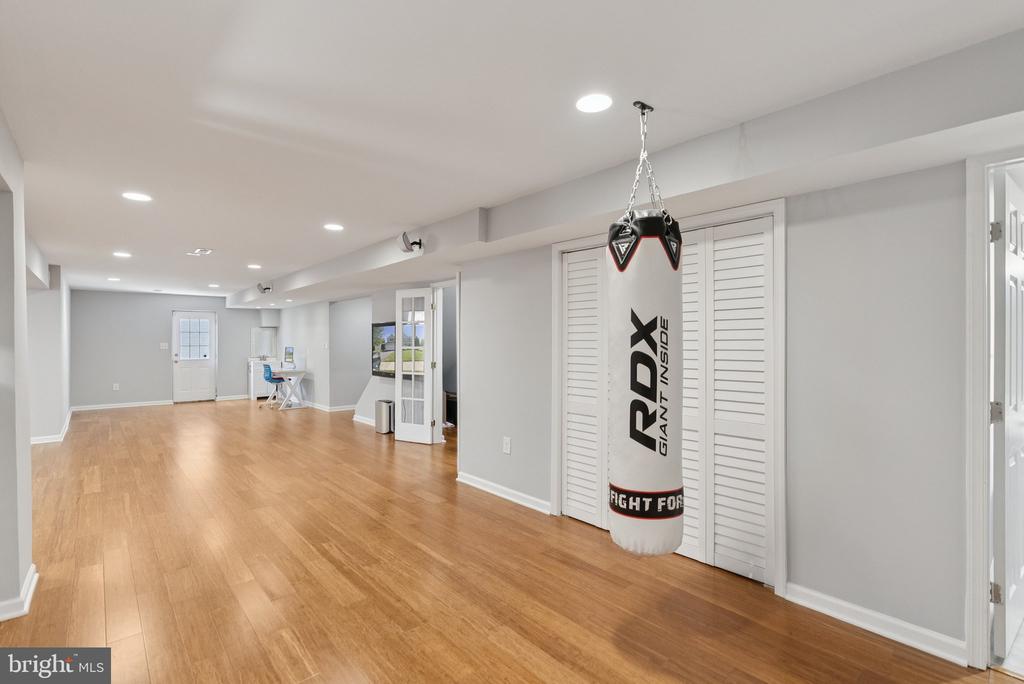 5402 LOGGERHEAD PLACE