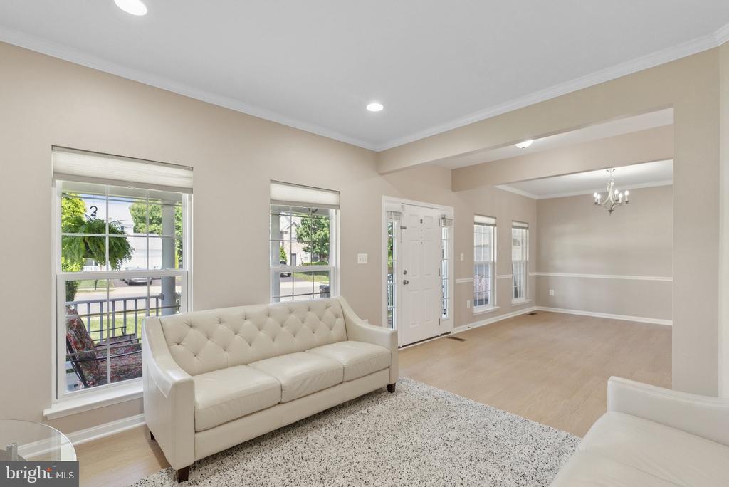 5402 LOGGERHEAD PLACE