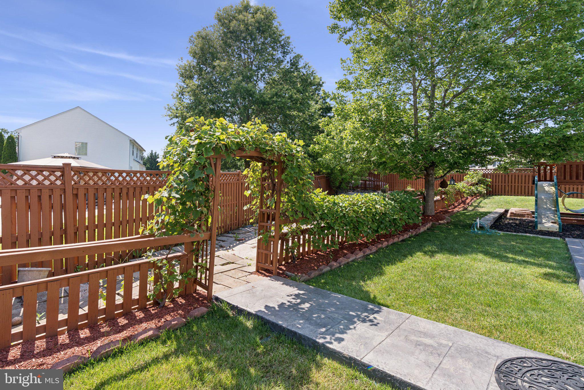 5402 LOGGERHEAD PLACE