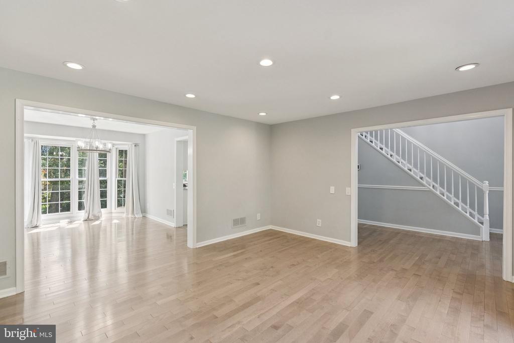 3483 MADELYN COURT