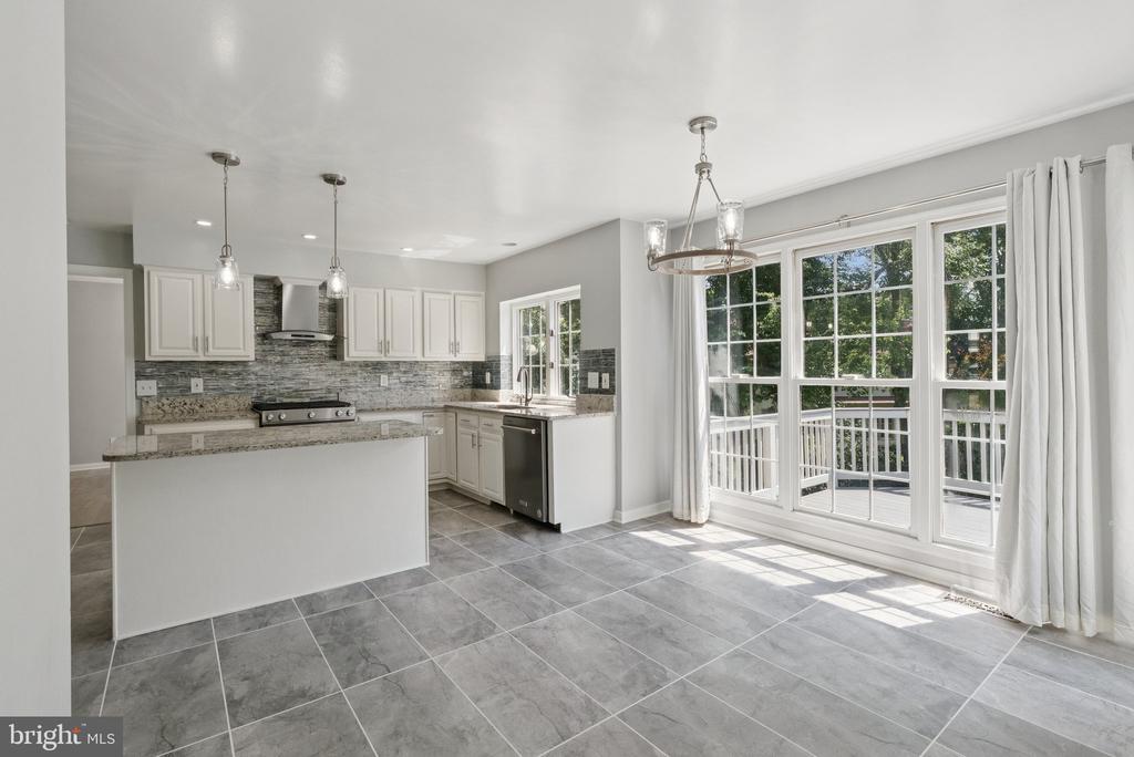 3483 MADELYN COURT