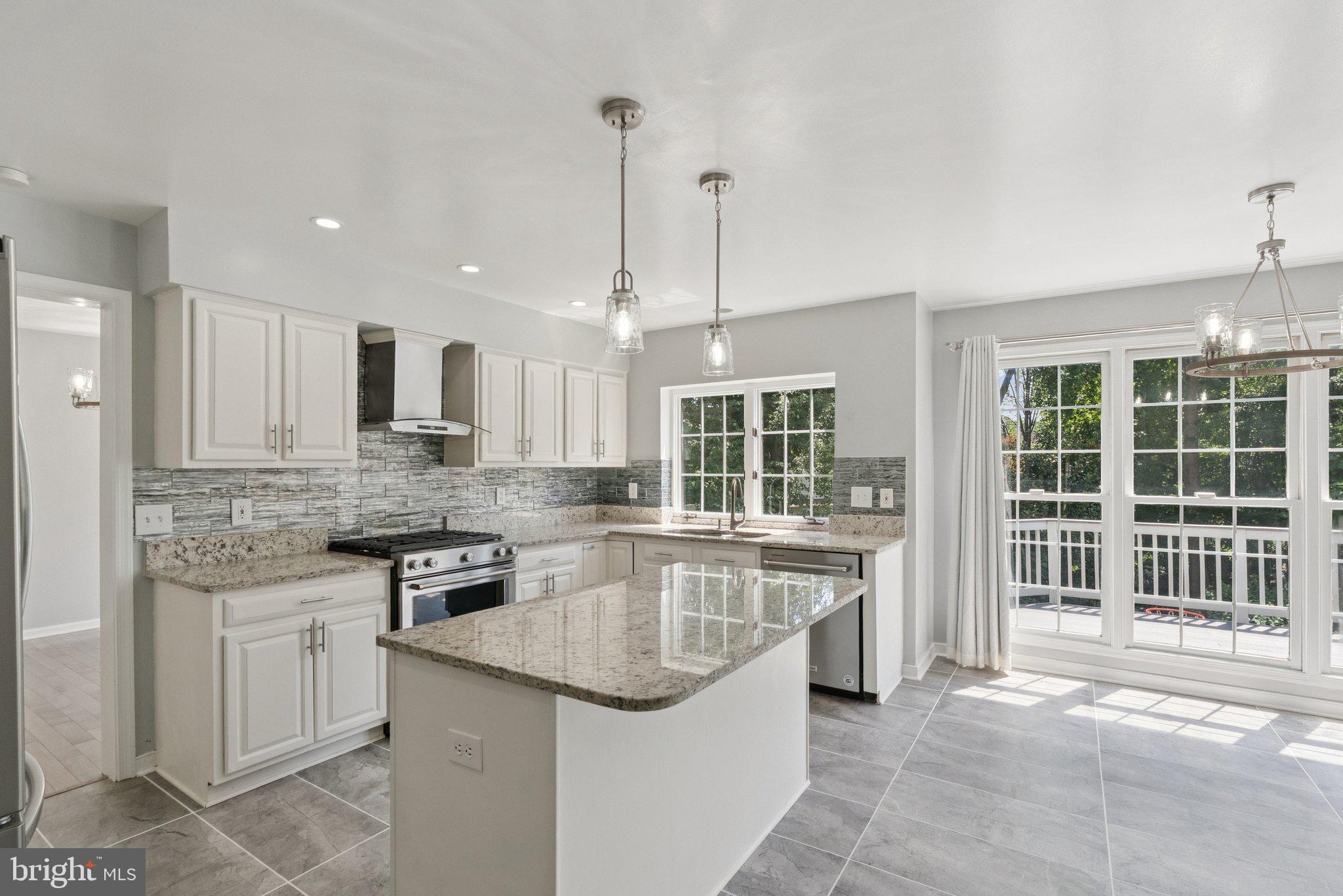 3483 MADELYN COURT