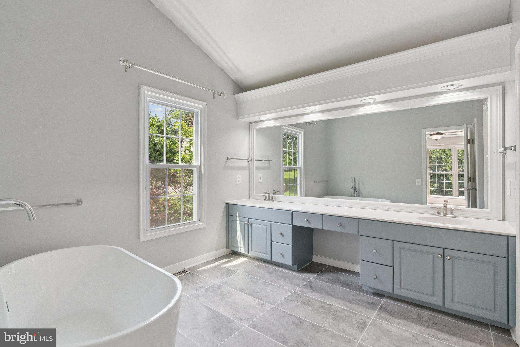 3483 MADELYN COURT
