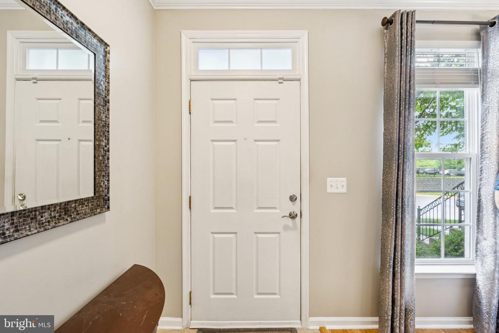 2415 RAINSWOOD LANE