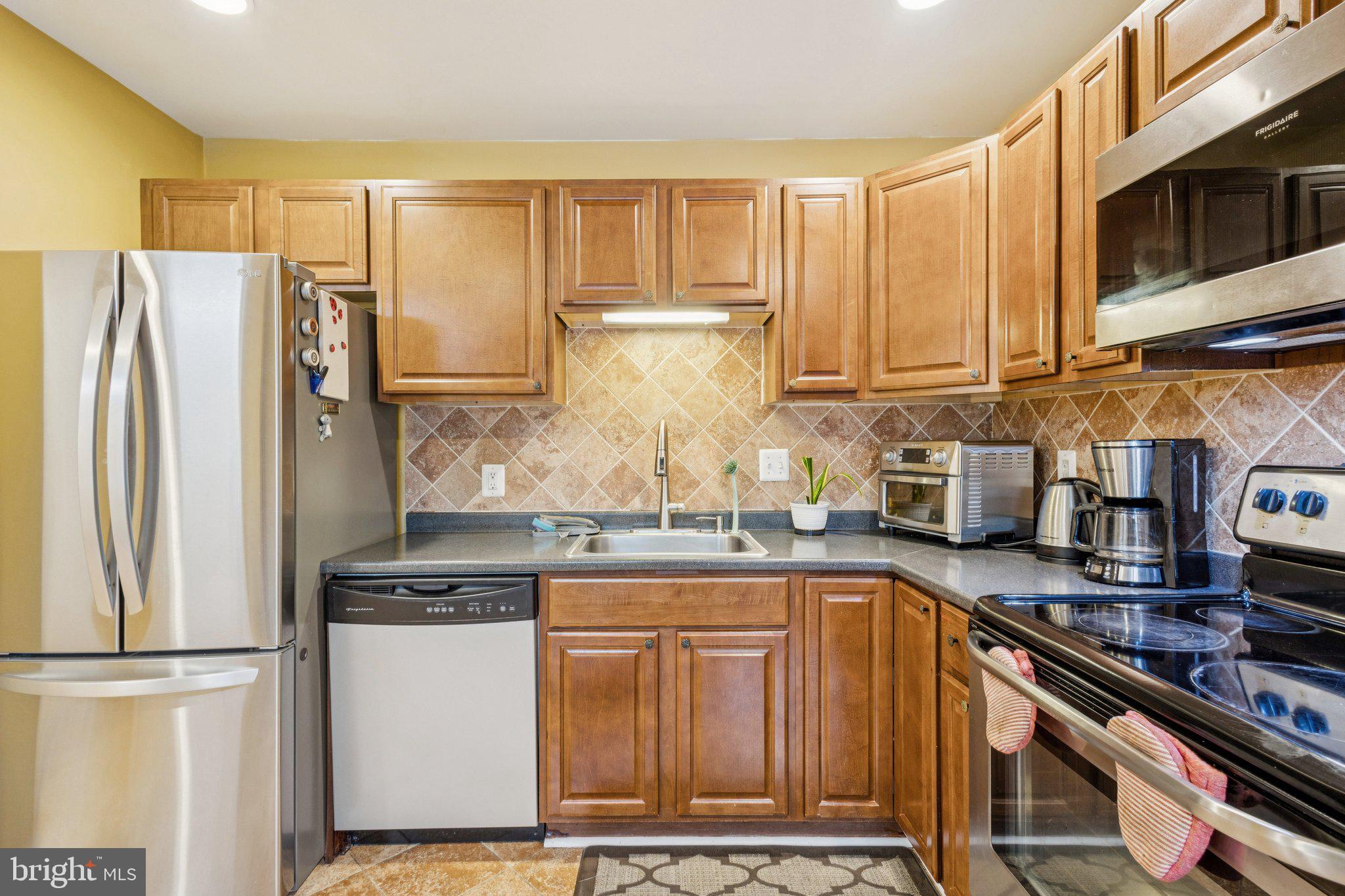 4689 JOANNA COURT