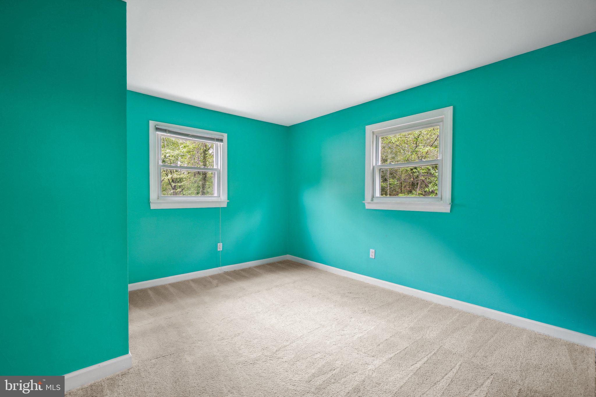 4006 DUBOIS COURT