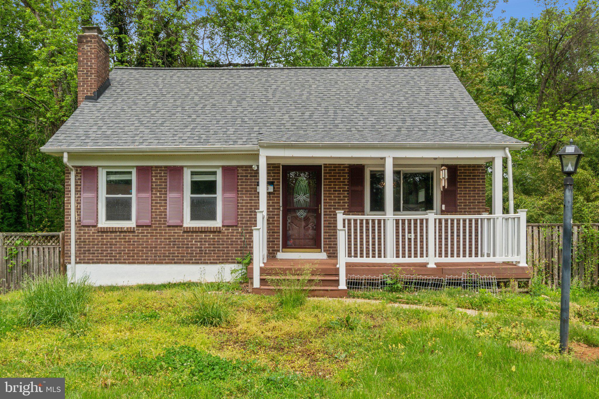 4006 DUBOIS COURT
