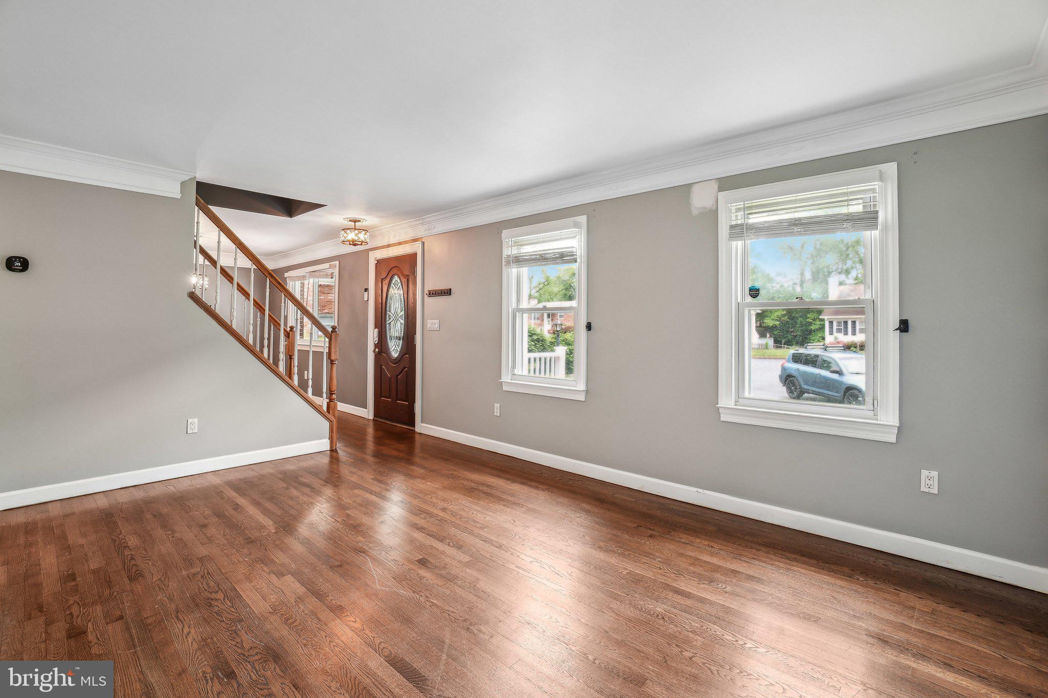 4006 DUBOIS COURT
