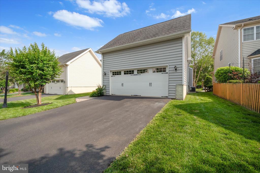 15606 ADMIRAL BAKER CIRCLE