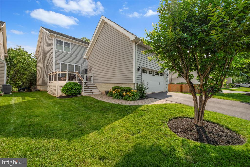 15606 ADMIRAL BAKER CIRCLE
