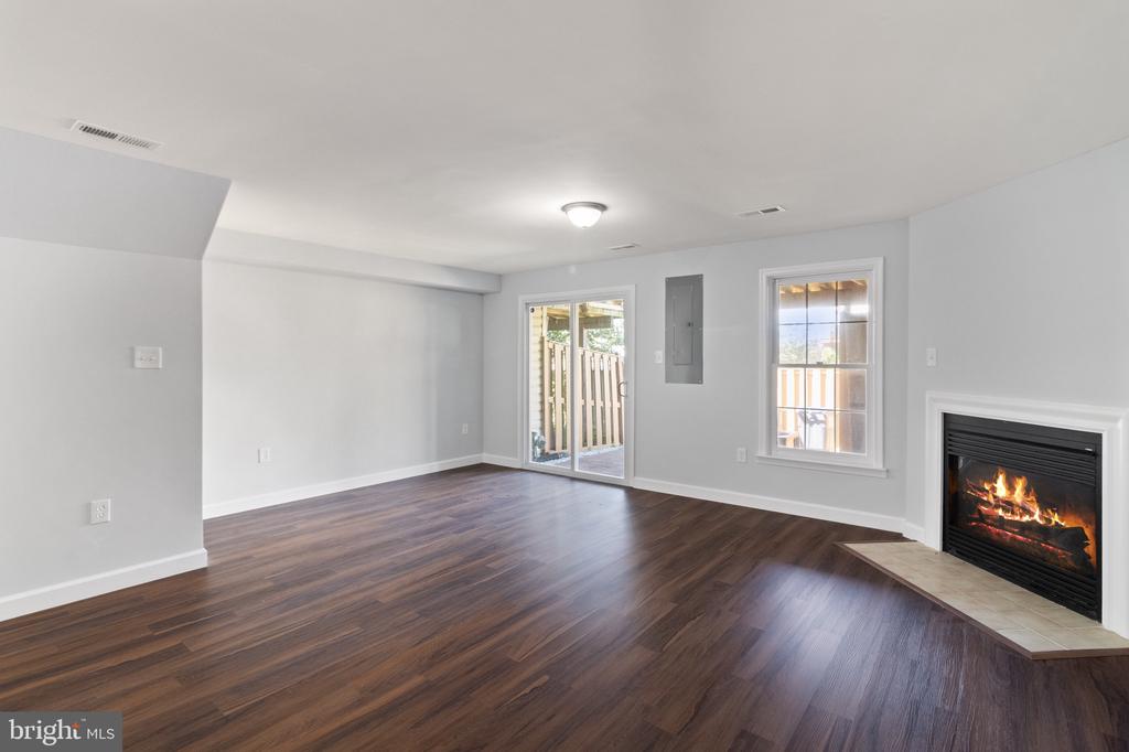 14090 KRAMER PLACE