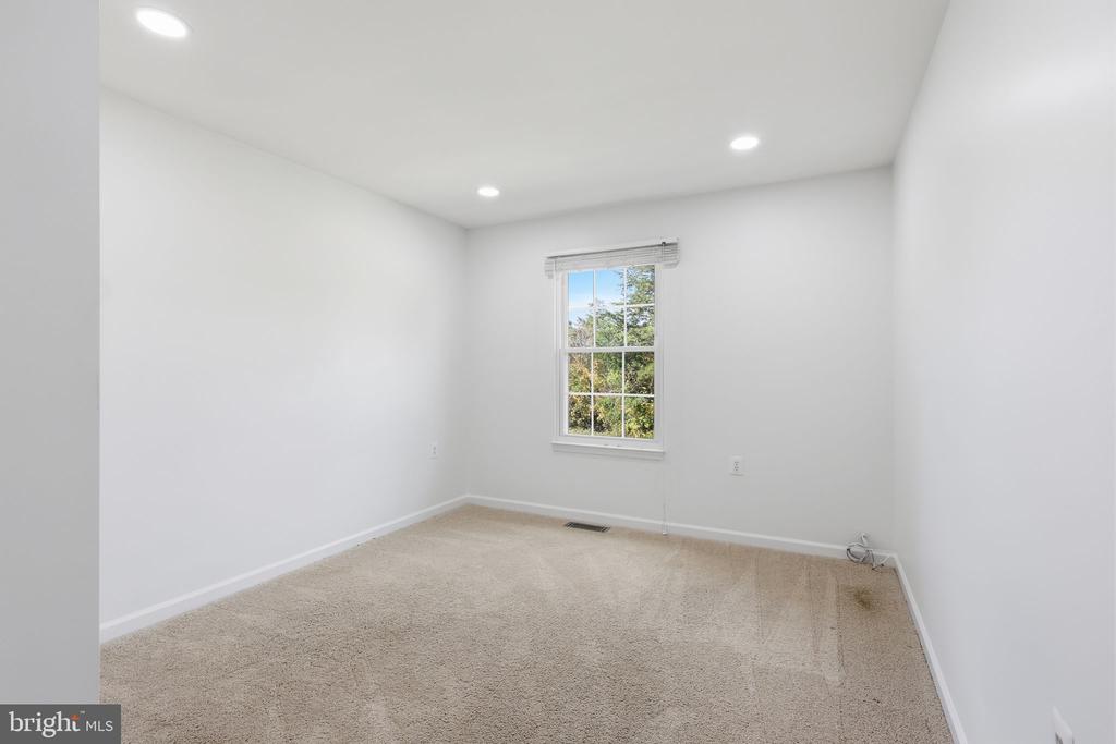 10946 MISSION RIDGE DRIVE