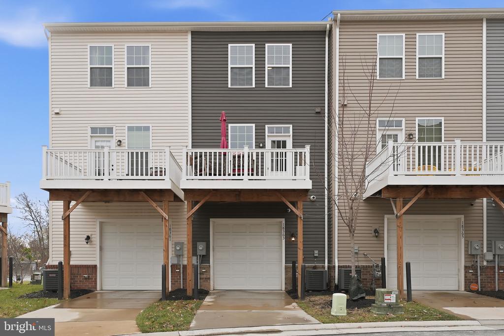 18363 REAPER HILL COURT