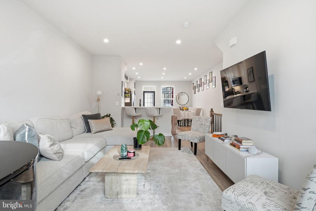 18363 REAPER HILL COURT