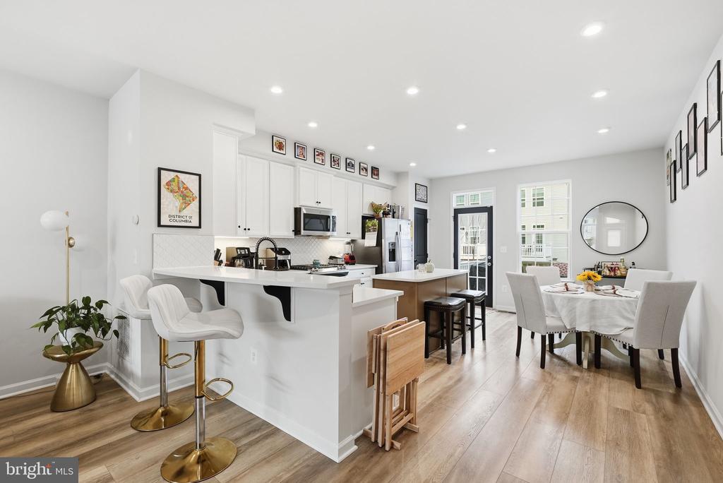 18363 REAPER HILL COURT